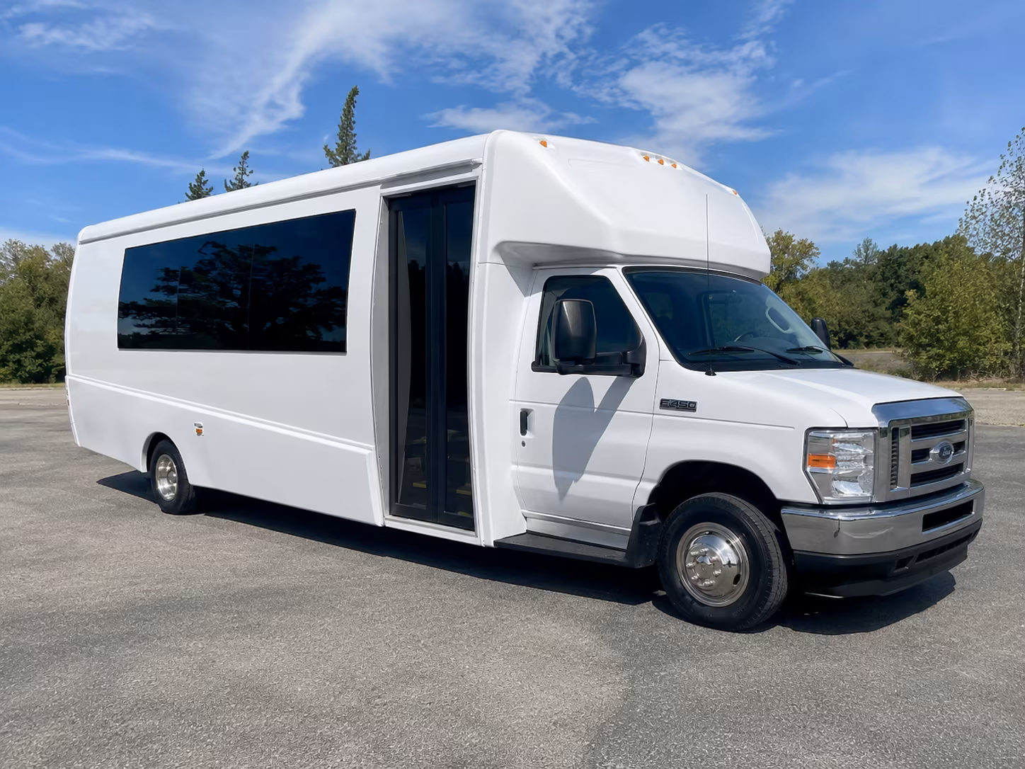 20 Passenger Party Bus Exterior