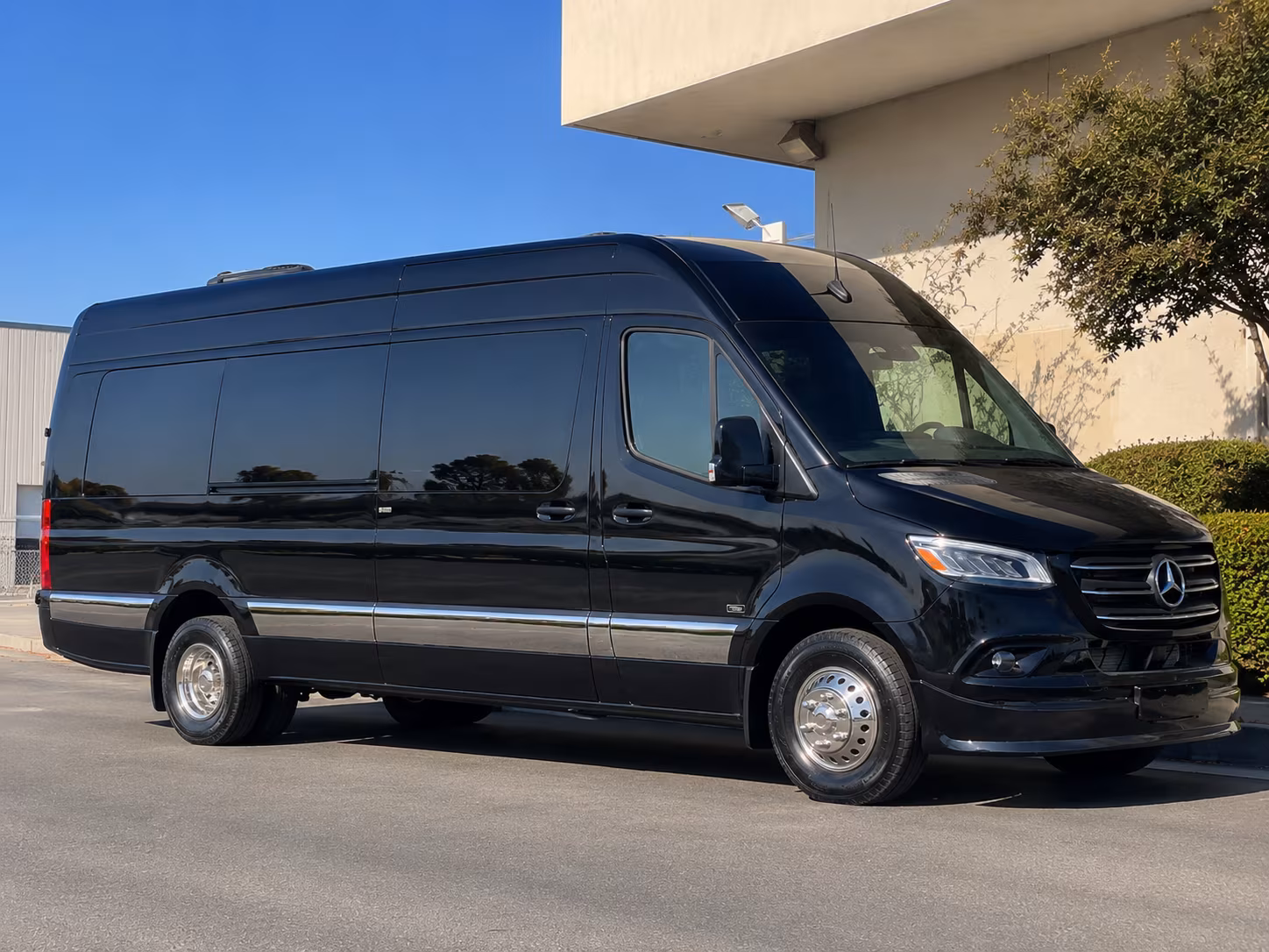 14 Passenger Sprinter Limo Exterior