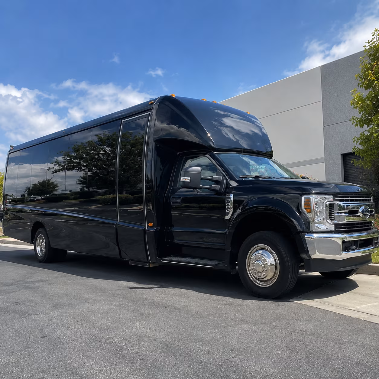 Wichita Airport Shuttle & Transportation party bus exterior