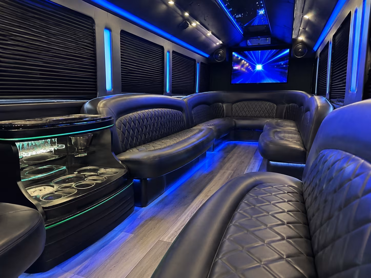 Wichita Birthday, Sweet 16, & Quinceañera Transportation party bus exterior