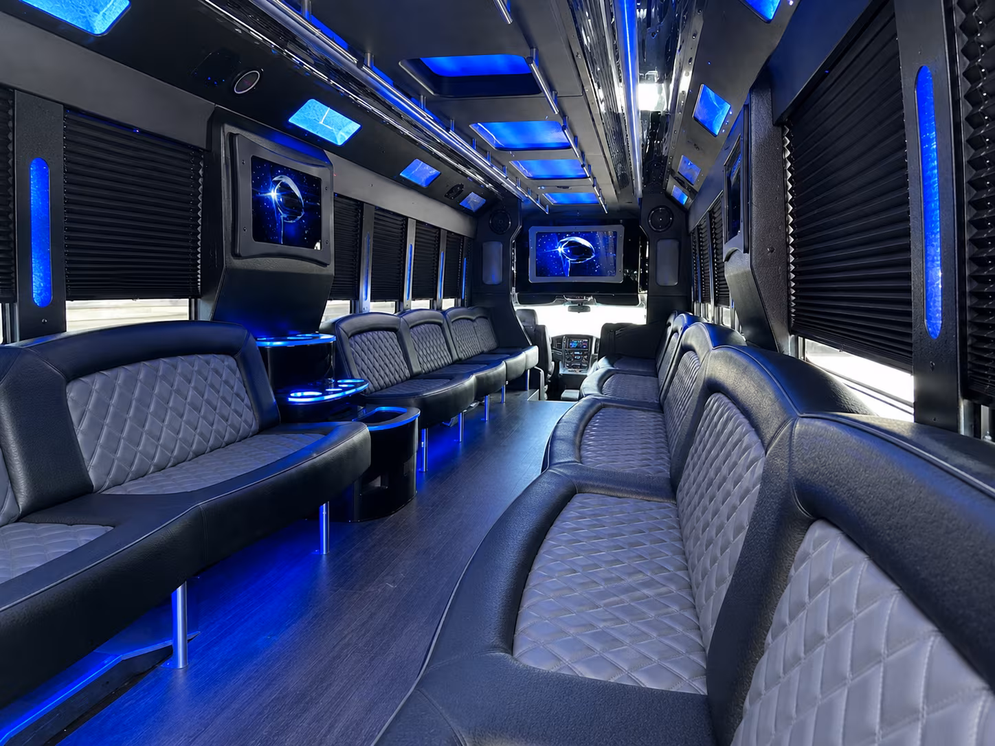 Wichita Birthday, Sweet 16, & Quinceañera Transportation onboard seating